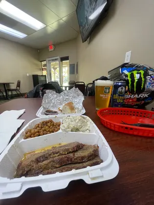 Chuck's BBQ, business photo 4