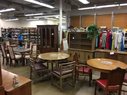 Hinds Hospice Thrift Store, business photo 3