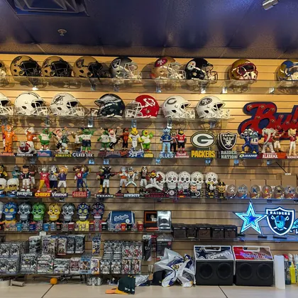 JR's Sports Collectibles, business photo 2