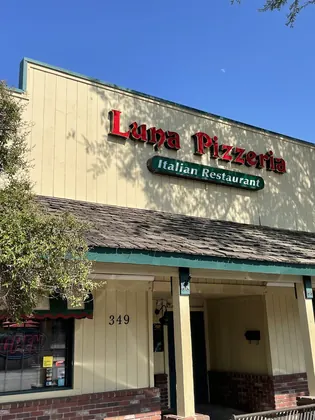Luna Italian Restaurant & Pizzeria, business photo 2