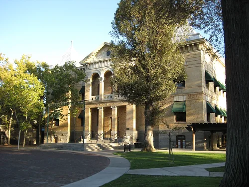 Kings County Courthouse 090407, Hanford
